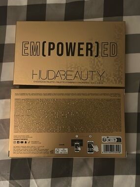 Huda Beauty Em(Power)ed Eyeshadow Palette BRAND NEW